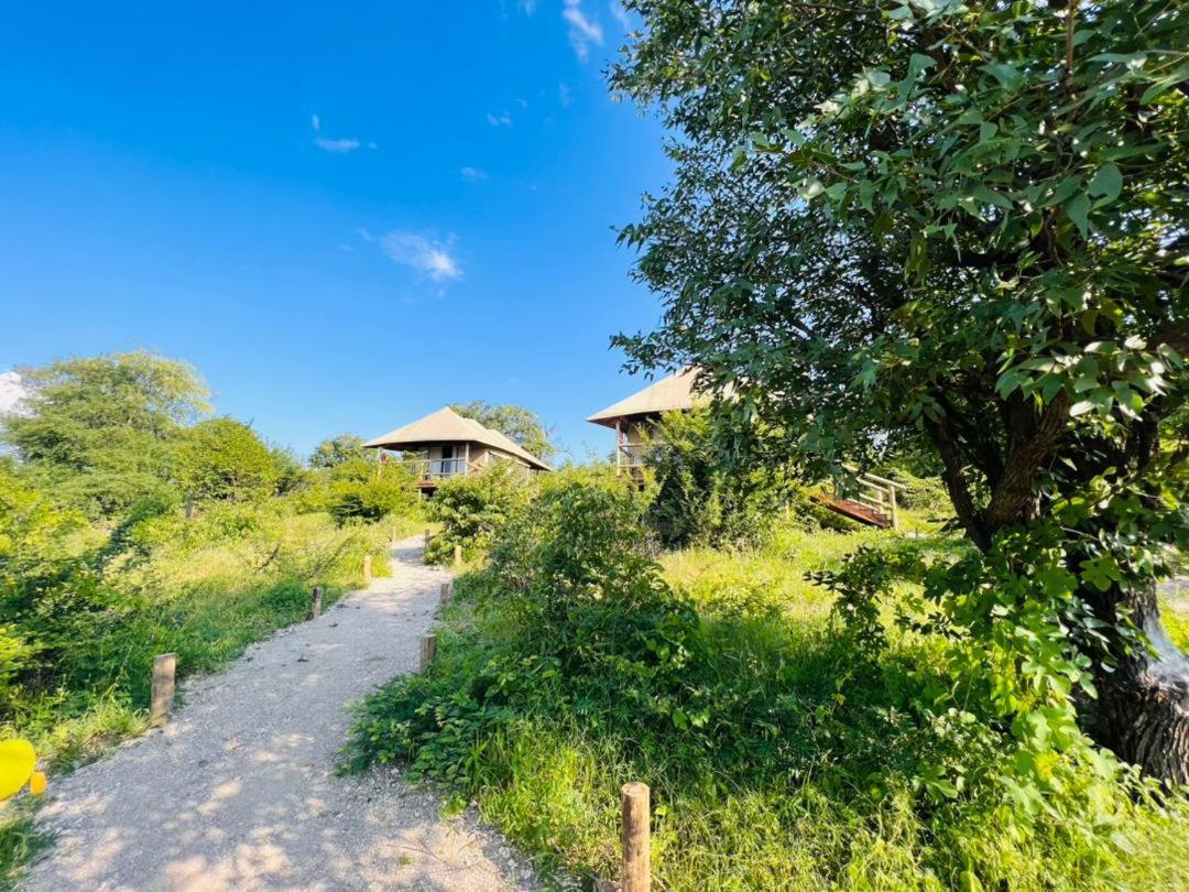 Xhabe Safari Lodge Chobe Muchenje Exterior photo